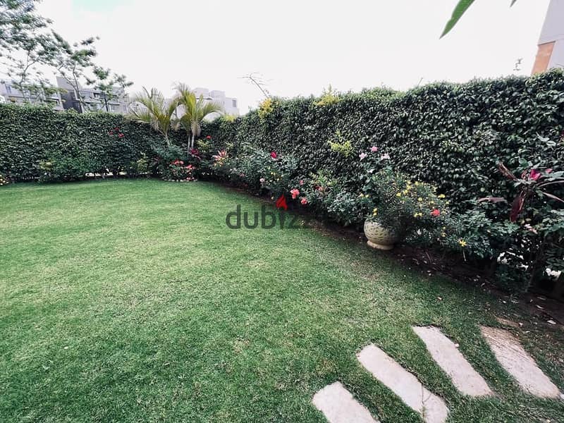 Apartment for rent 150m and 100m garden in SODIC Eastown Compound 7