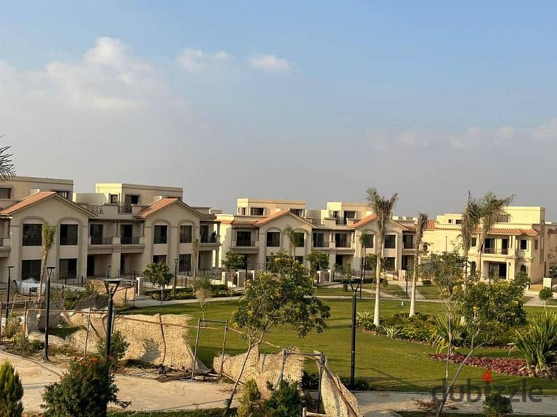 Town House for sale in Madinaty 211m view  Garden 2