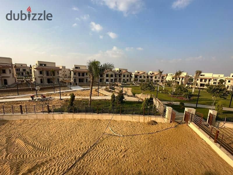 Town House for sale in Madinaty 211m view  Garden 10