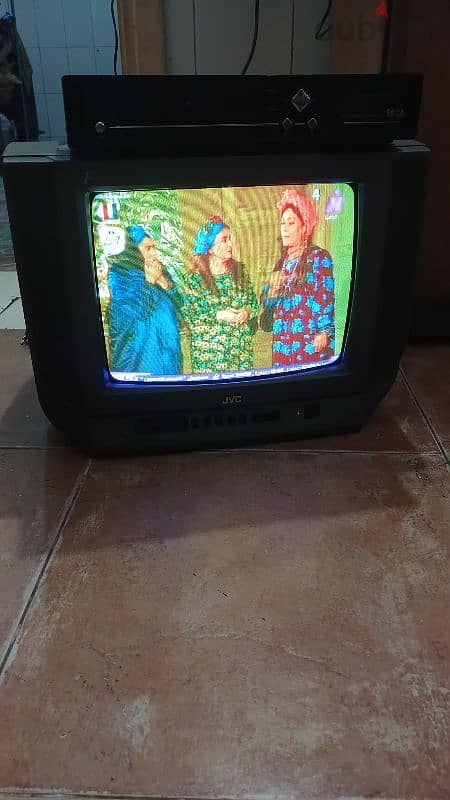 تلفزيون Jvc 14  + رسفير بحال جيد جدا 1