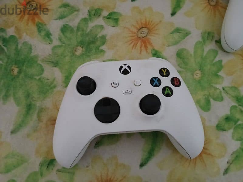 Xbox for sale in perfect condition 9