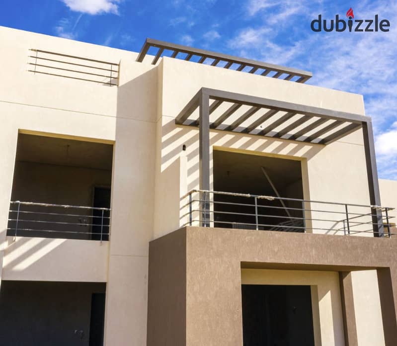 Live in PALM HILLS in a fully finished apartment in installments, prime location in Sheikh Zayed 8