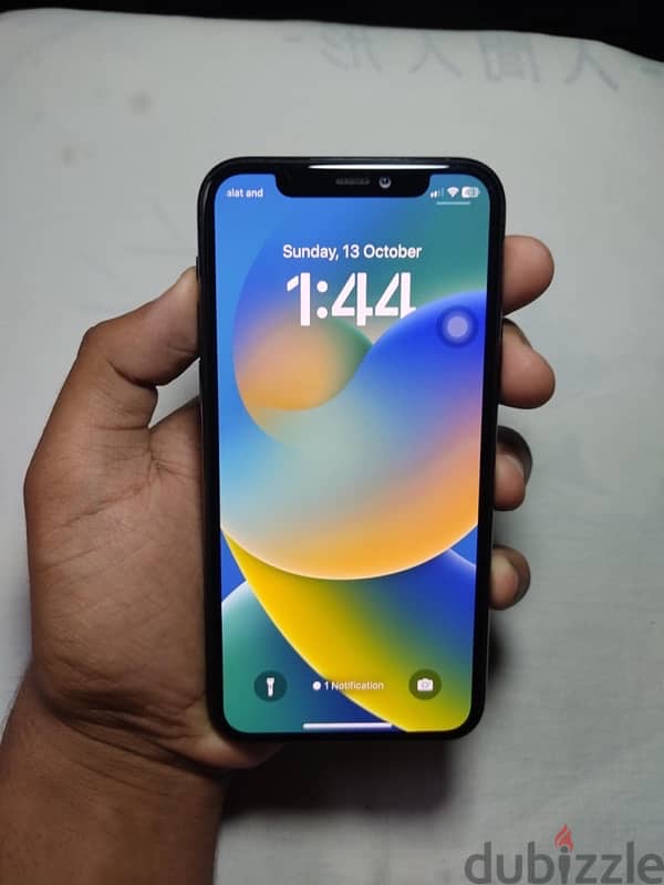 iphone 11 pro متاح بدل 4