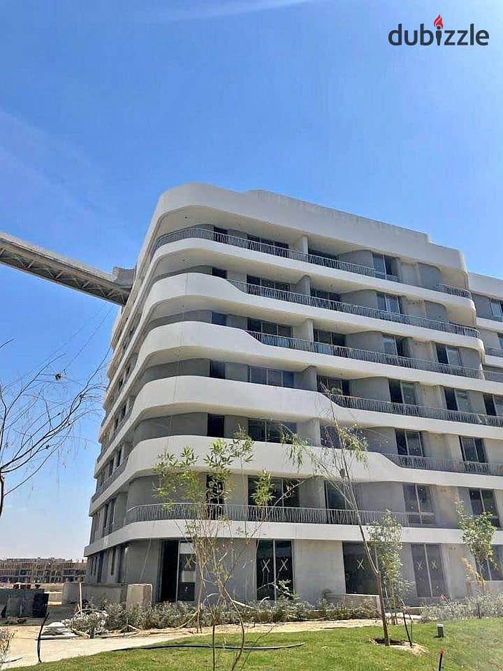 Apartment for sale in installments in a very special location on the landscape in Mistakable City, Bloomfield's Compound, Emad, Fifth Settlement 7