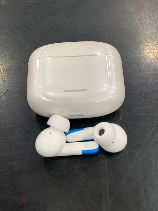 ايربودز- AirPods 6