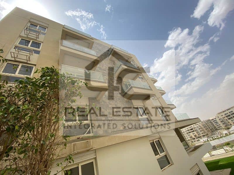 with the old price, own apartment of 150 m  on the largest view and landscape, in a prime location in the heart of New Cairo. 2