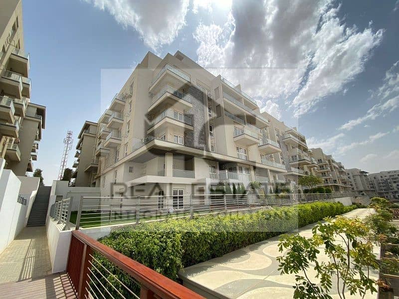 with the old price, own apartment of 150 m  on the largest view and landscape, in a prime location in the heart of New Cairo. 6