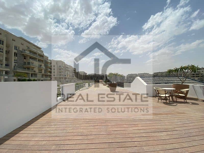 with the old price, own apartment of 150 m  on the largest view and landscape, in a prime location in the heart of New Cairo. 7