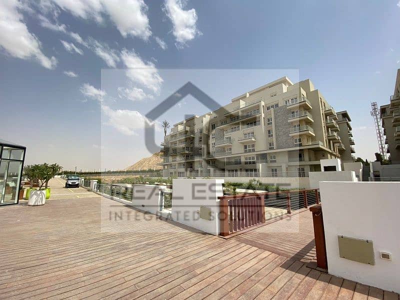 with the old price, own apartment of 150 m  on the largest view and landscape, in a prime location in the heart of New Cairo. 9