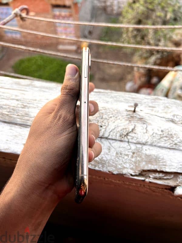 Iphone Xs Max 256 GB (GOLD) 3