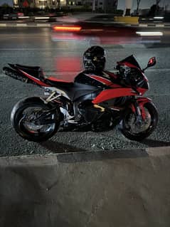 Honda cbr 600 rr 2009 0