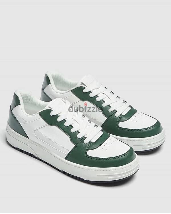 Sneaker White-green ( PULL & BEAR) 1