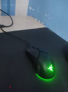 Razer Viper mini + glass feet 0