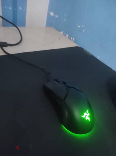 Razer Viper mini + glass feet