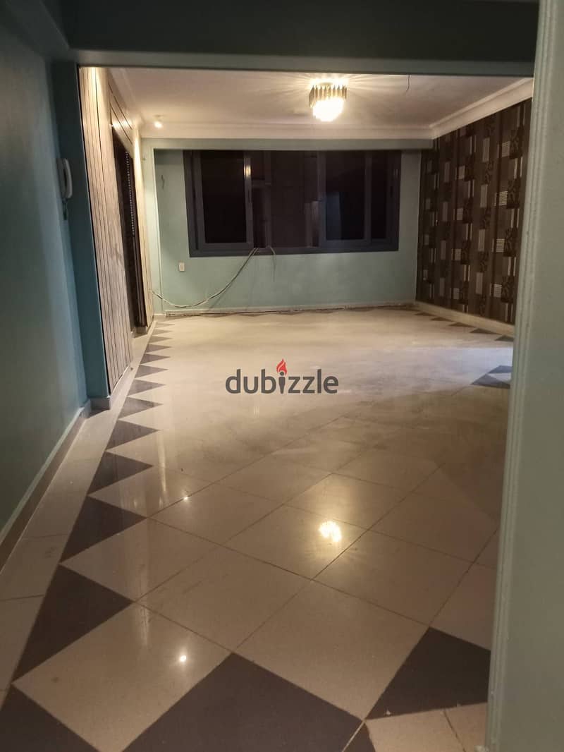 apartment for sale, 130 m directly on Al-Salhadar Street 3