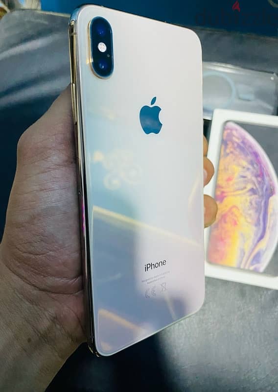 Iphone Xs Max 256 Giga GOLD 4