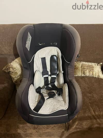 car seat كرسى سيارة للاطفال