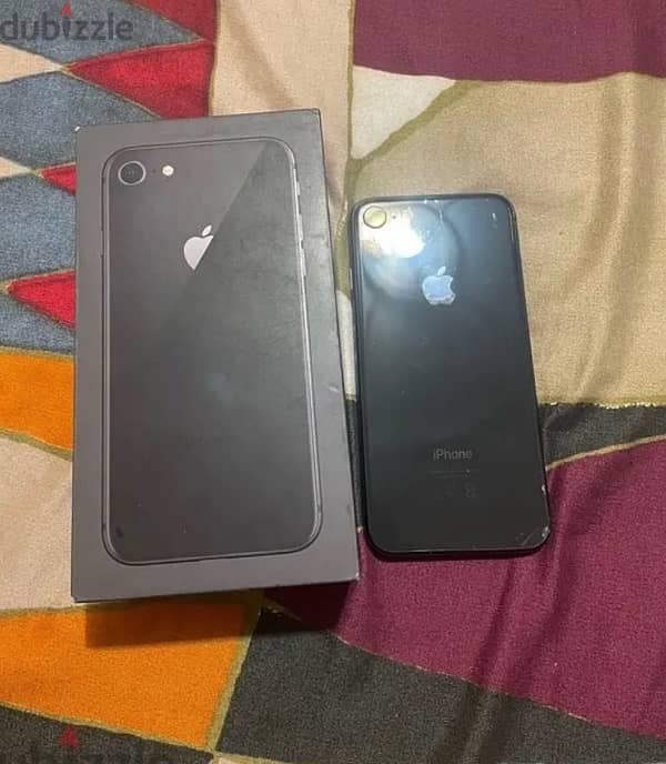 iPhone 8 مش مغير حاجه 2