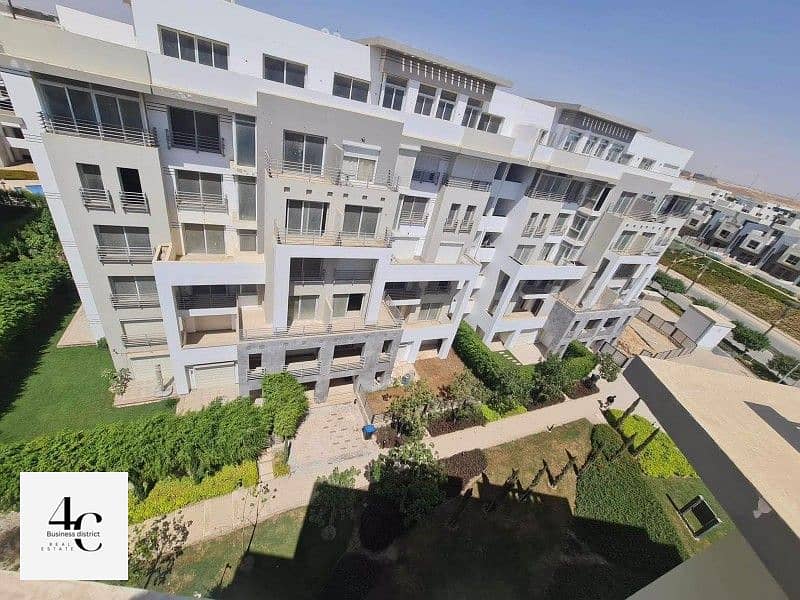 Best location apartment178m terrace23m open view swimming pool and villas for sale  in hyde park new cairo 5