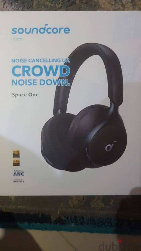 soundcore ,noise cancelling crowd noise down 1