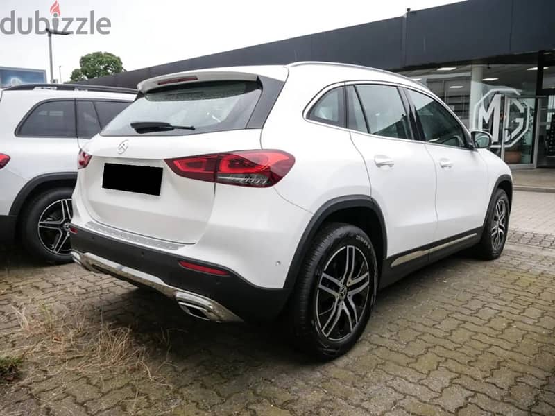 مبادرة المغتربين Mercedes-Benz GLA 200-2023 مرسيدس 2