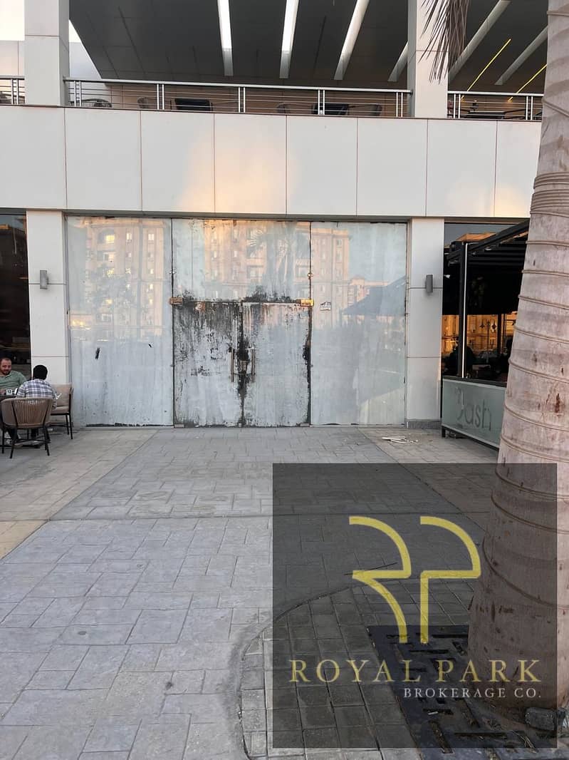 for rent cafes>restaurant>retail. . high traffic 6