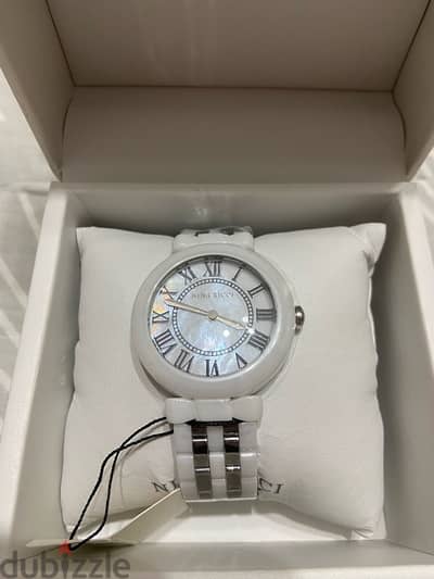 Nina Ricci watch-women