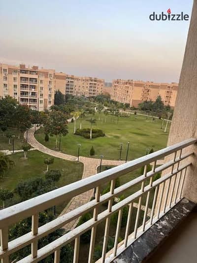 For sale in my city b7 madinaty  Down payment and installments over 7 years  Upper floor_view garden  2 rooms and 2 bathrooms  And two pieces of recep