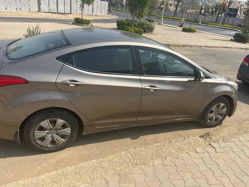 Hyundai Elantra 2012 0