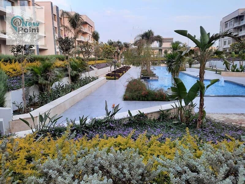 Apartment with garden, immediate receipt, at a special price, fully finished, in the Gold Square area, Galleria Residence New Cairo 8