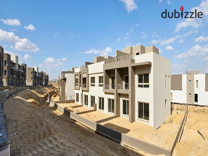 A 395-square-meter twin house is available for immediate delivery in ETAPA compound, Sheikh Zayed, with an installment plan over 10 years 21