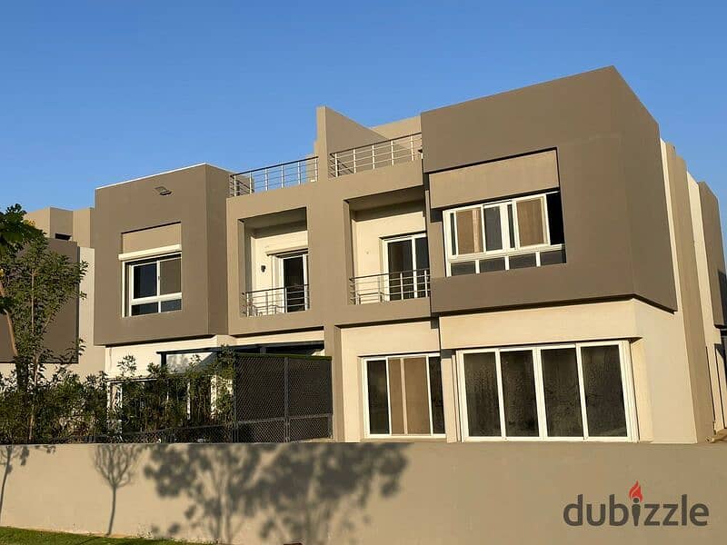 A 395-square-meter twin house is available for immediate delivery in ETAPA compound, Sheikh Zayed, with an installment plan over 10 years 34