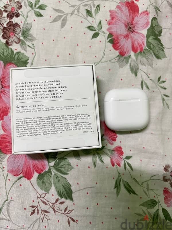 orginal Apple AirPods 4th generation ,brand new 3