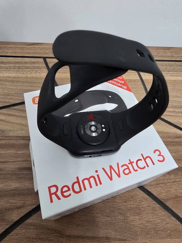 Redmi Watch 3, Super Amoled, Speaker for calls. 3