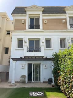 Townhouse villa (corner) in Mountain View Compound in 6th of October, 5 minutes from Mall of Arabia 0