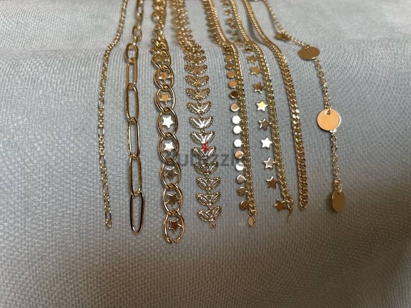 bracelets & chokers 1