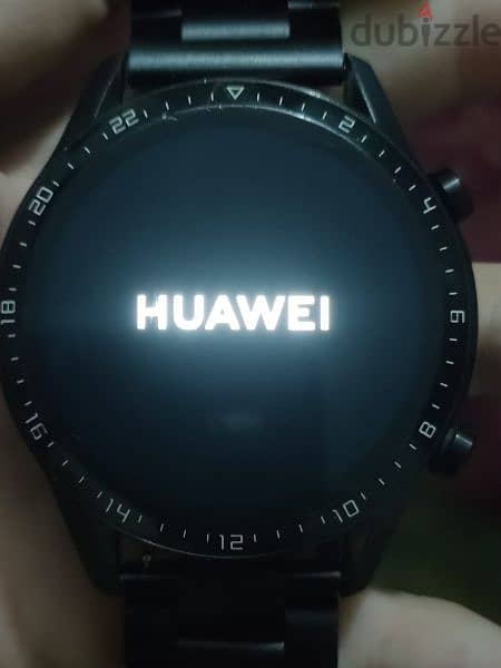 HUAWEI watch GT2 بالكرتونه والشاحن 4