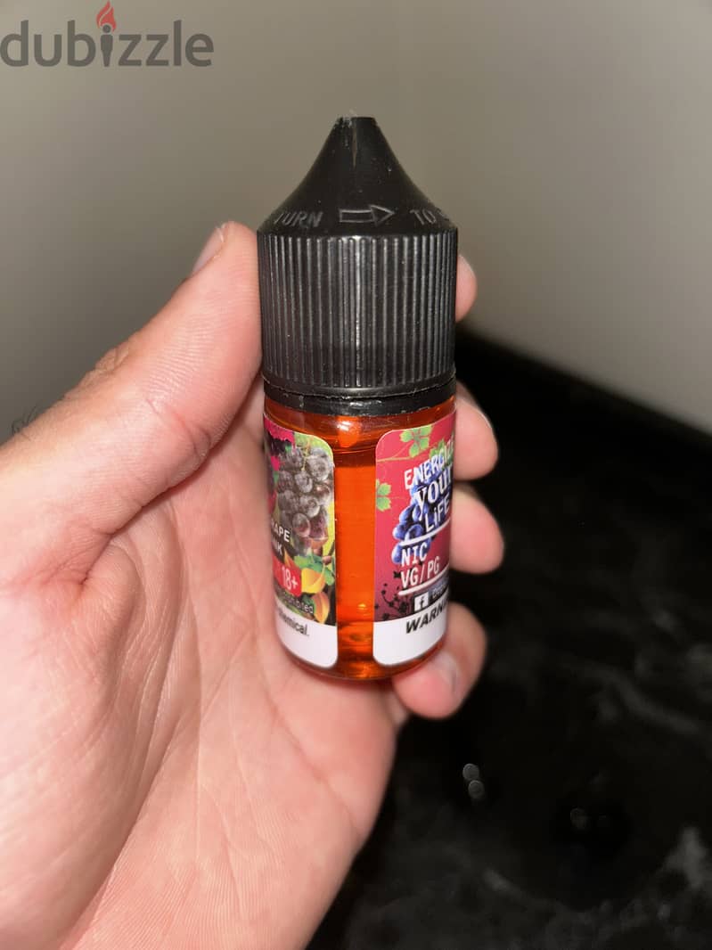 Drag X like new used 3 times only DL + MTL cartidge and 2 free liquids 5