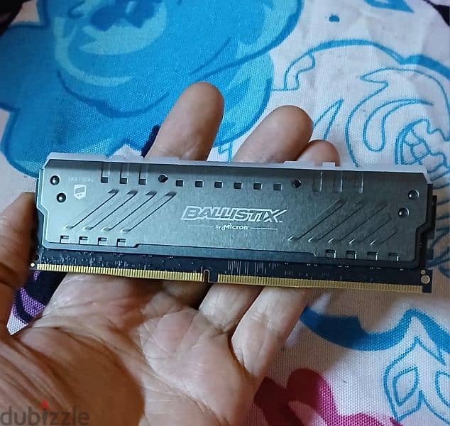 رام RAM DDR4 crucial ballstix 8gb 2666 mhz RGB بحاله ممتازه 0