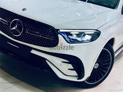 مرسيدس GLC 200 2023 AMG زيرو رخصت ولم تستخدم ادفع 1,700 وقسط الباقي