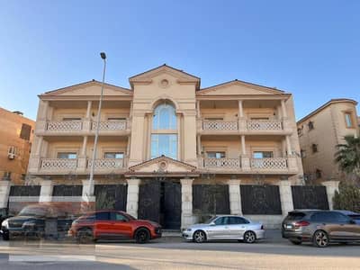 Ready to move apartment fully finished in villas area near to Dusit Al narges new cairo