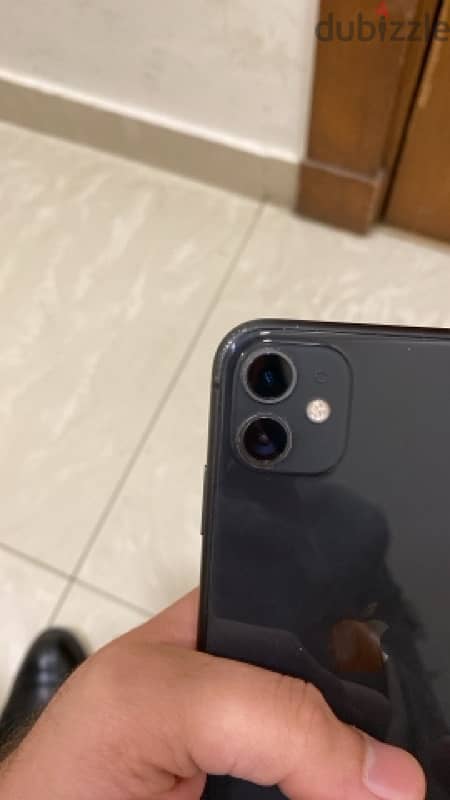 iphone 11 64 G / ايفون ١١ ٦٤ جيجا 4