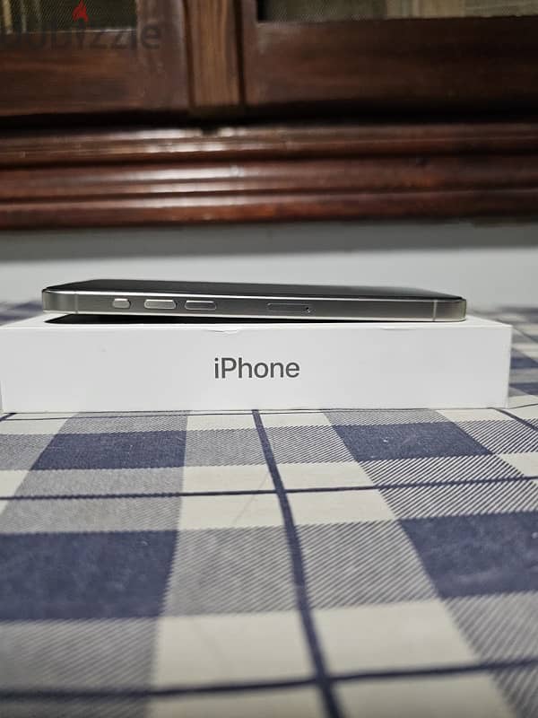 Iphone 15 pro max 256 GB natural titanium 3