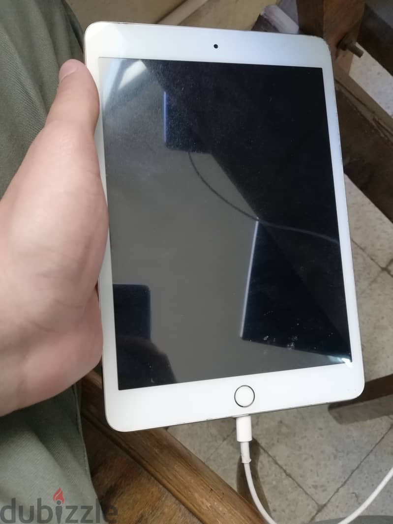 Ipad mini 3 ايباد مني ٣ 1