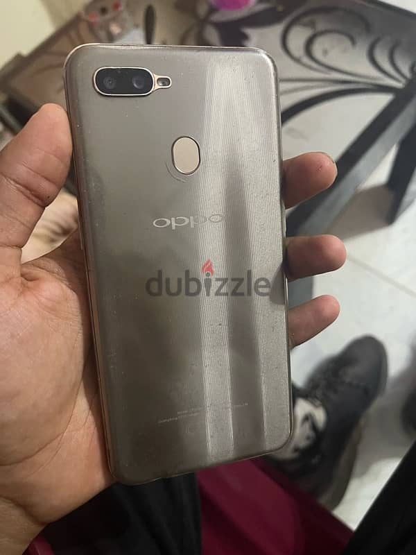 Oppo A7 8