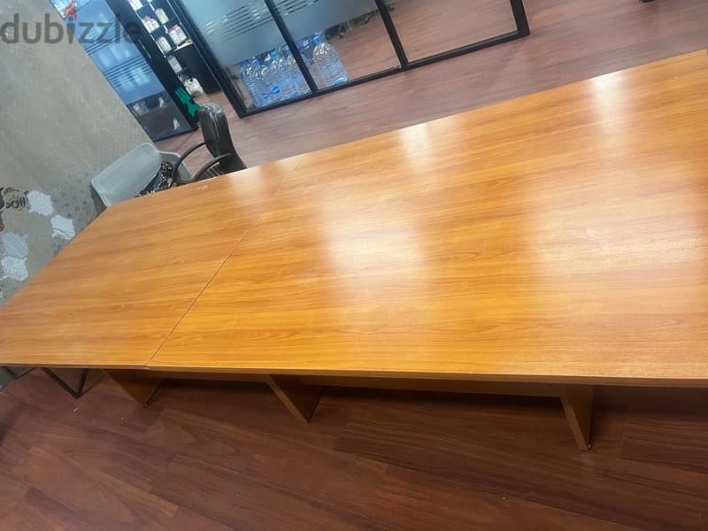 meeting table ترابيزه اجتماعات 2