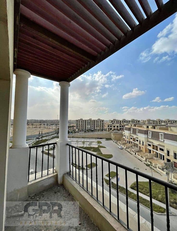 under market price for villa 3th floors with lagoon view in sarai new cairo 6