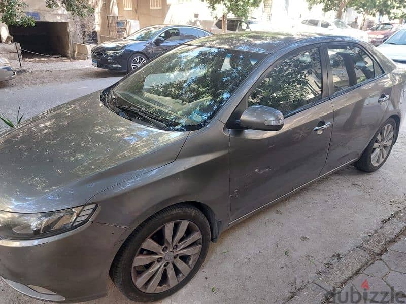 Kia Cerato 2010 3