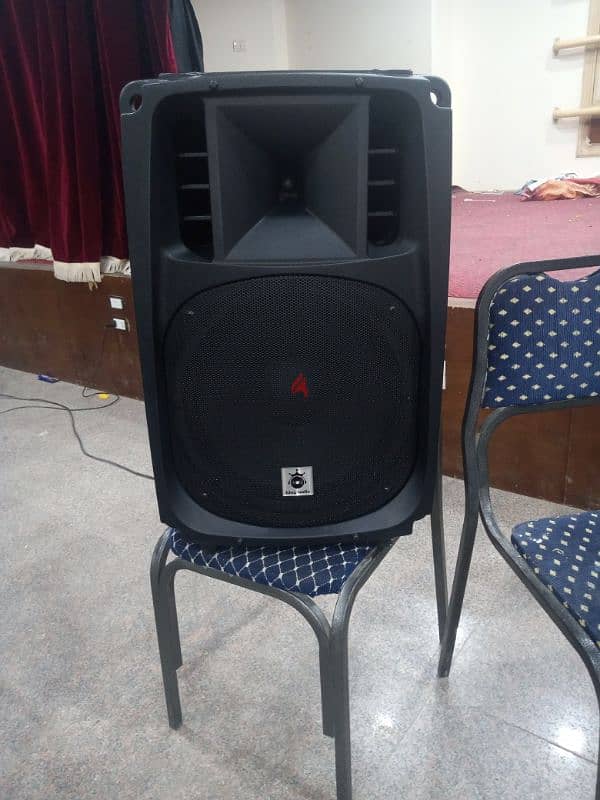 KING AUDIO 15 INCH ACTIVE SPEAKER 1