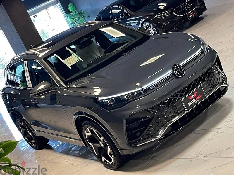 Volkswagen Tiguan R-line 2024 ( لون مميز ) 0